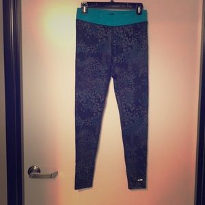 Gray and blue printed leggings size small